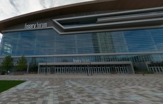 Milwaukee Radiates Holiday Spirit with 111th Annual Christmas Tree Lighting at Fiserv Forum's Cheer District