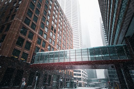 Minneapolis Braces for Snowfall and Frigid Temperatures, Commuters Warned of Hazardous Conditions
