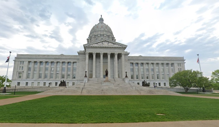 Missouri and Illinois Brace for Progressive New Laws in 2025 as Minimum Wage Hikes and Distracted Driving Fines Begin