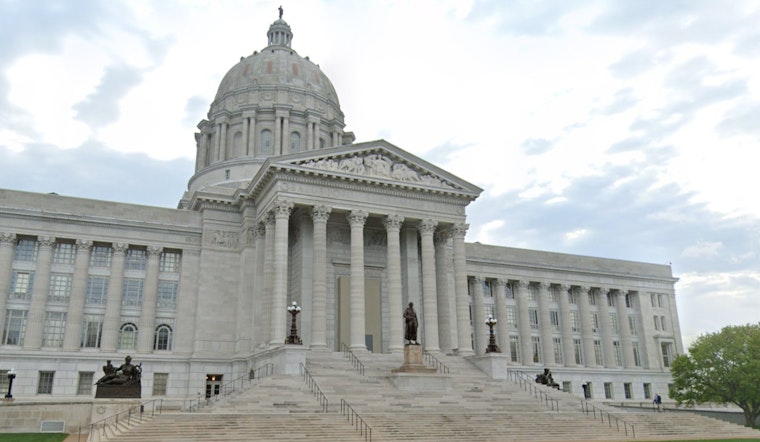Missouri Motorists Face Fines as Siddens Bening Hands Free Law Enforcement Begins January 1st