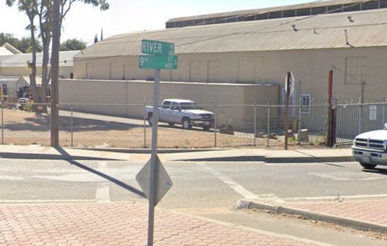 Modesto Pedestrian Fatally Struck by Vehicle, Driver Cooperates with CHP Investigation