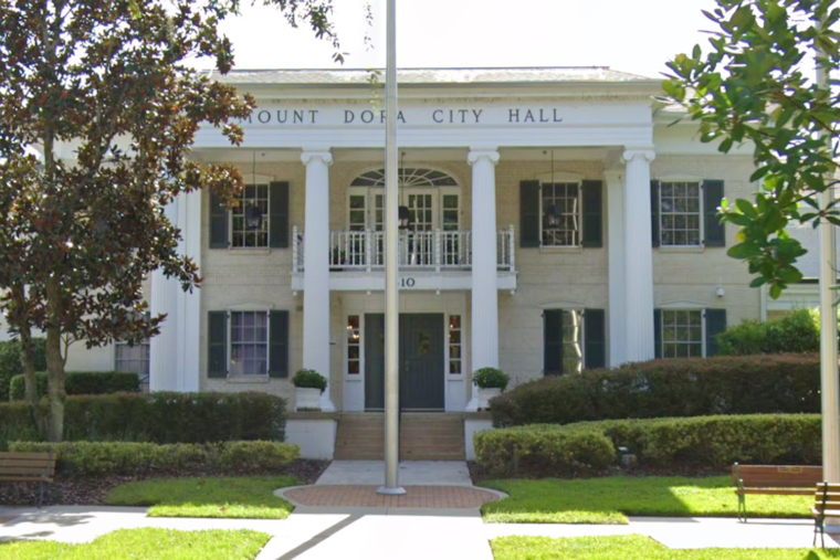 Mount Dora Engulfed by Mysterious Odor as Residents Await Study Results, Health and Home Value Concerns Rise