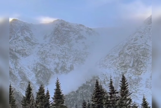 Mount Washington Hit by Large Avalanche, Authorities Urge Caution and Preparedness in White Mountains