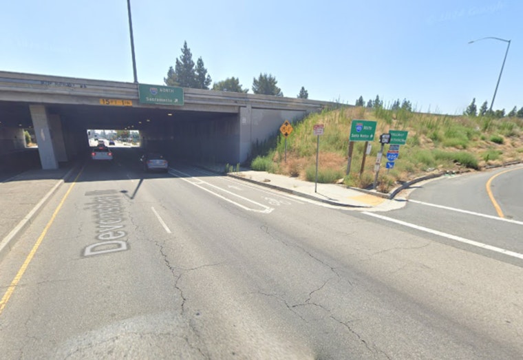 Multi-Vehicle Collision on SB 405 Freeway Near Granada Hills Causes Delays, Minor Injuries