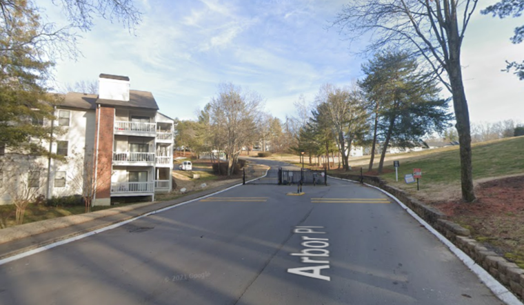 Nashville First Responders Tackle Predawn Blaze at Antioch's Lyric on Bell Apartments