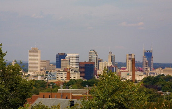 Nashville Welcomes a Comfortable 60°F Christmas Day Amidst Calm Winds
