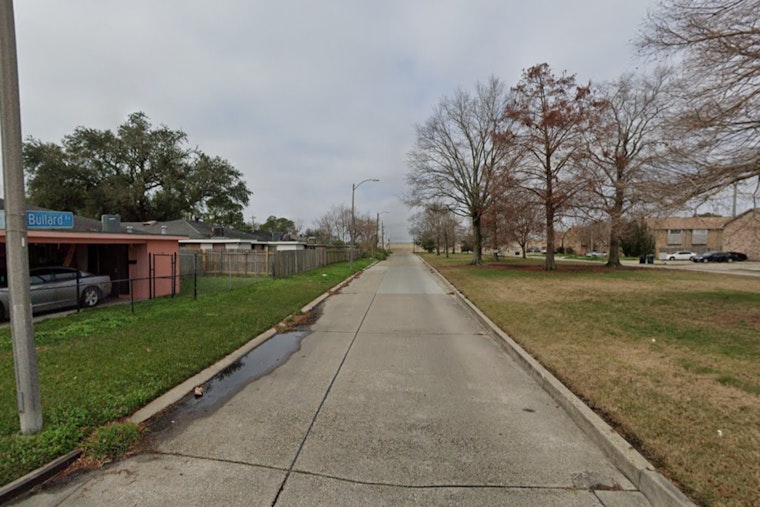 New Orleans Police Investigate Homicide on Bullard Avenue with Victim Pronounced Dead Inside Residence