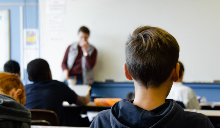 New York City Teachers Call for More Support Amid Literacy Curriculum Changes Under "NYC Reads" Initiative