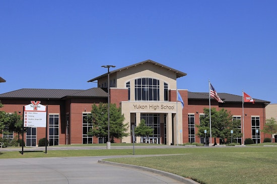 Oklahoma Schools Lockdown Due to Nationwide Hoax Threats, Causing Emotional Distress for Students and Parents