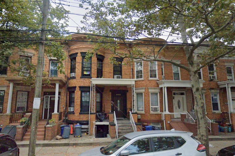 One Injured, 20 Displaced in Queens Blaze as Lithium-Ion Battery Found at Woodhaven Fire Scene