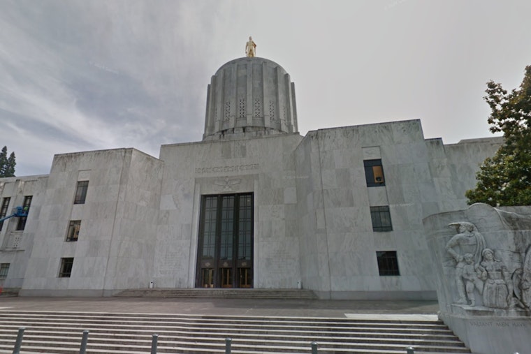 Oregon Governor Tina Kotek Signs Executive Order to Boost Local Labor Through Project Labor Agreements