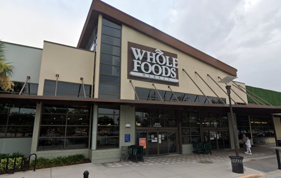 Orlando Area Stores Extend Hours for Last-Minute Christmas Eve Shoppers