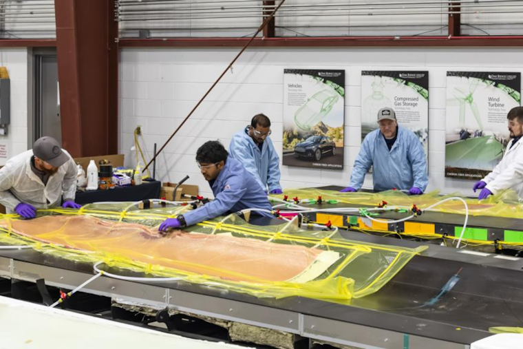 ORNL's Breakthrough: Lightning-Resistant Technology Shields Turbines and Aircraft