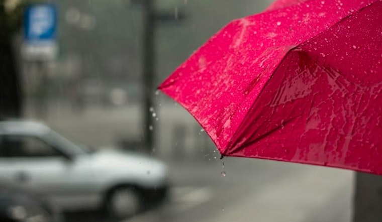 Philadelphia Braces for Wet Weekend as Rain Drenches the City Amid Fluctuating Temperatures
