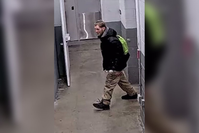 Philadelphia Police Seek Public's Help to Identify Suspect in Market Street Firearm Theft