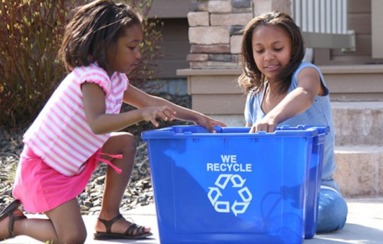 Philadelphia Sanitation Department Champions Green Practices for the Holiday Season