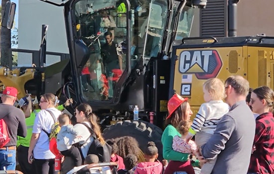 Phoenix Families Marvel at "Meet the Mighty Machines" Event at Burton Barr Library