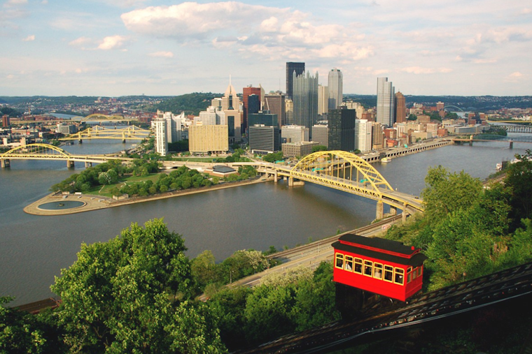 Pittsburgh Braces for Chilly Winds and Prospects of Rain, Mild Weekend Ahead, Says National Weather Service