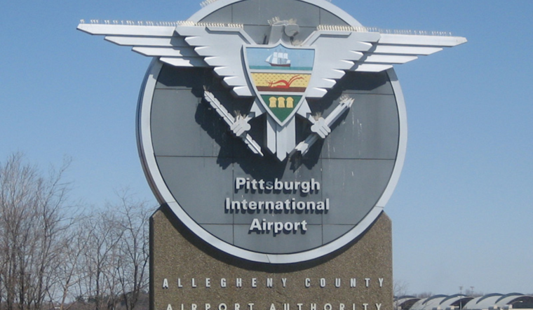 Pittsburgh International Airport Crews Rally to Clear Snow-Choked Erie Runways Amid Local Disaster Emergency