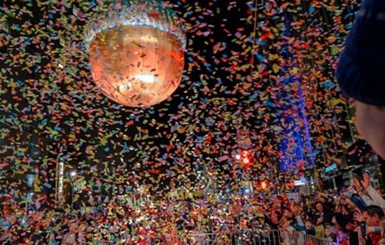 Raleigh Rings in 2025 with the Acclaimed Acorn Drop at First Night Celebration