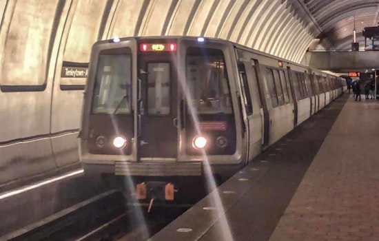 Red Line Metrorail Returns to Automatic Operations in Washington D.C. Amid Passenger Skepticism and Minor Glitches