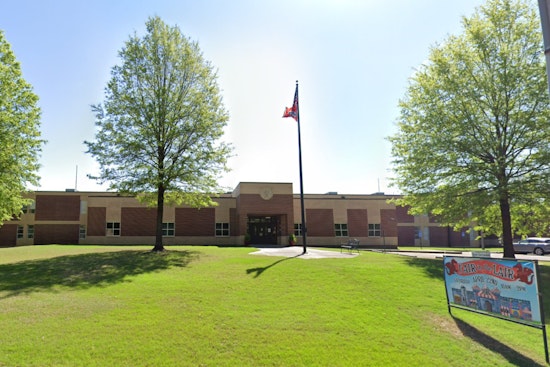 Renowned Children's Author Jan Brett to Enchant Young Fans at Collierville Elementary School Event