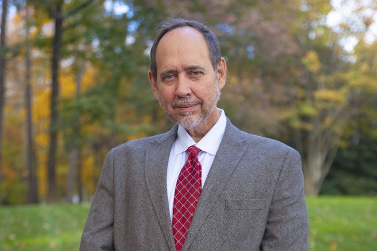 Roswell Welcomes Bill Godshall as New Chief Financial Officer With Over 30 Years of Expertise