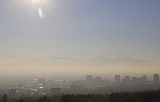 Salt Lake City Engulfed in Haze, Calm Conditions with Temperatures in Mid-40s Forecasted