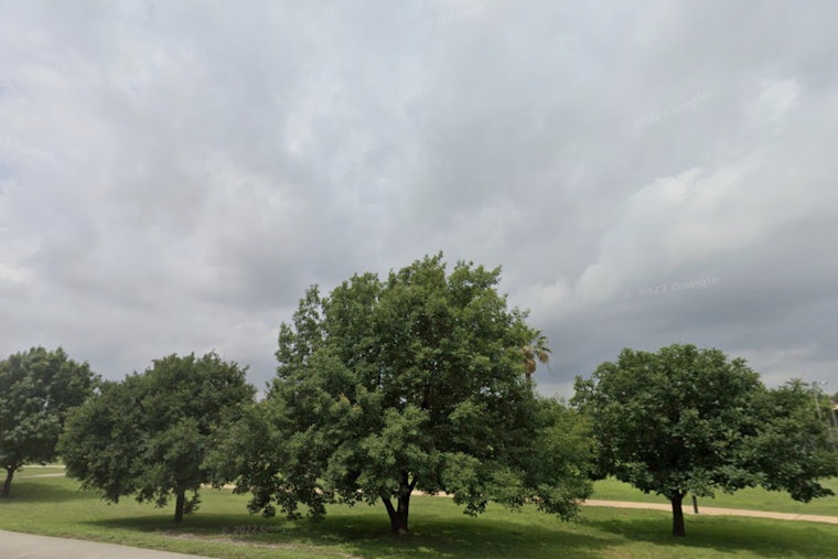 San Antonio Braces for Showers and Thunderstorms, Sunny Skies Expected Next Week