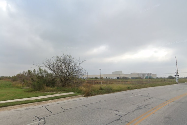 San Antonio Enjoys Warmer Winter Weather with Light Showers in the Forecast