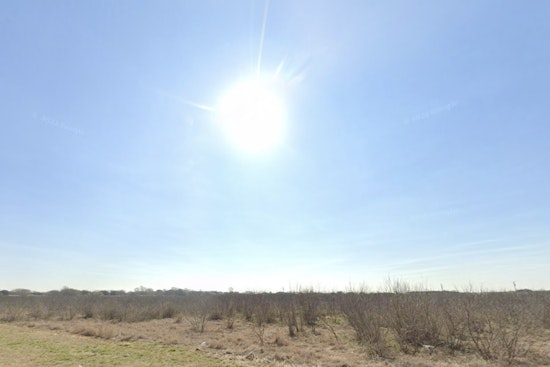 San Antonio Welcomes Sunny Skies and Mild Temps, With Possible Rain on the Horizon