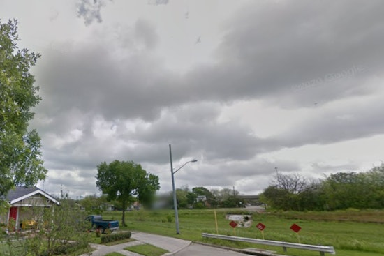 San Antonio's Christmas Forecast, Warm Days Ahead with Potential Showers and Thunderstorms