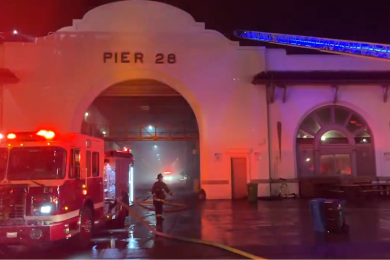 San Francisco Firefighters Quickly Extinguish Pier 30 Blaze on Christmas Eve, No Injuries Reported