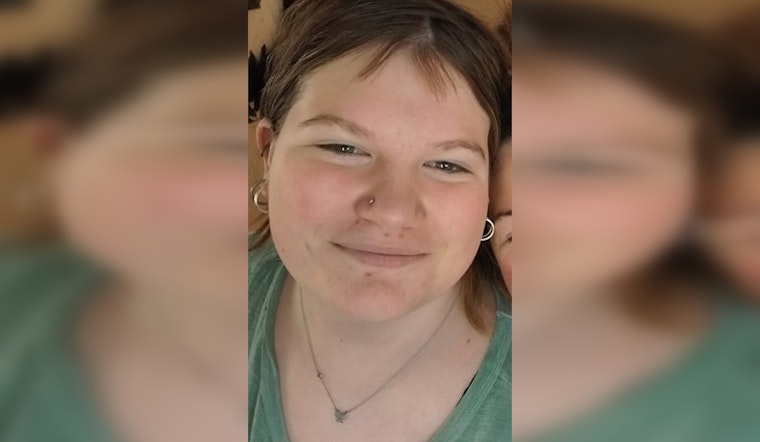 Saugus Police Seek Help to Locate Missing Teen Chloe Murphy Last Seen Near Square One Mall