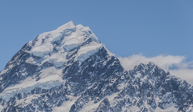 Search for Bay Area Climber and Companions Suspended Amid Harsh Conditions on New Zealand's Mount Cook