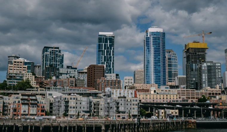 Seattle Braces for Rain-Soaked Weekend With Strong Winds and Persistent Showers Ahead