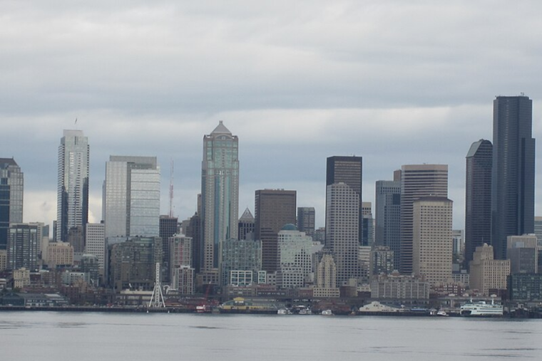 Seattle Braces for Rainy Spell: National Weather Service Forecasts Steady Showers Ahead