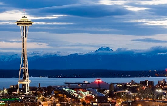 Seattle's Winter Drizzle Persists Through December, with Rain Expected to Dampen New Year Festivities