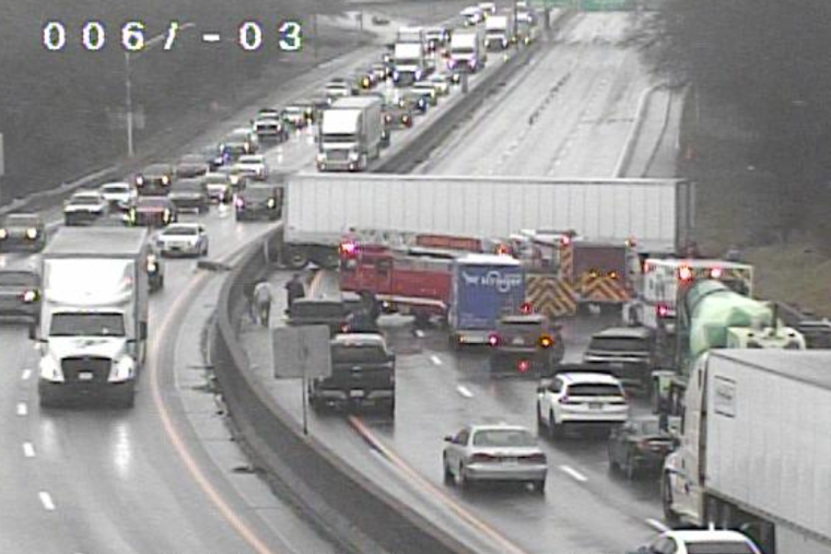 Semi-Truck Jackknifes on I-75 North in Cincinnati, Leads to Highway Closure and Traffic Detours