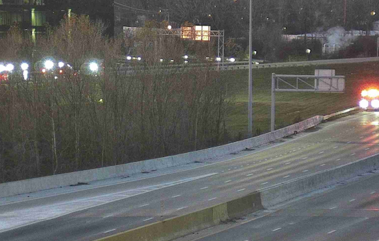 Serious Injuries as Vehicle Collides with Tree Near Downtown Columbus, Traffic Disrupted on I-670 Ramp