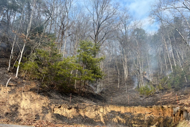 Sevier County Fire Crews Quickly Contain Christmas Eve Brush Fire, Residents Safely Evacuated