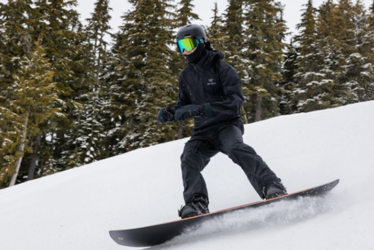 Snoqualmie Summit Opens for Winter with New Parking Policy