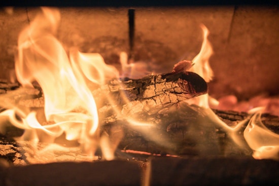 South Coast Air Basin Enacts Wood-Burning Ban Amid Air Quality Alert; L.A. Area Residents Advised to Limit Outdoor Activities