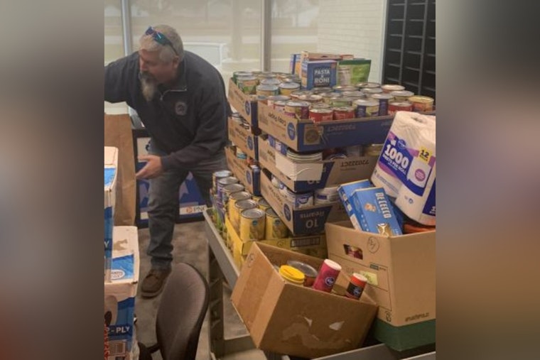 Speedway's Generosity Shines, 4th Annual Holiday Food Drive Surpasses Goals, Collecting 1,925 Donations for Families in Need