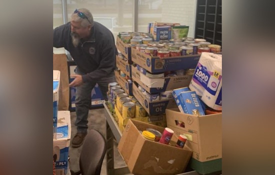 Speedway's Generosity Shines, 4th Annual Holiday Food Drive Surpasses Goals, Collecting 1,925 Donations for Families in Need