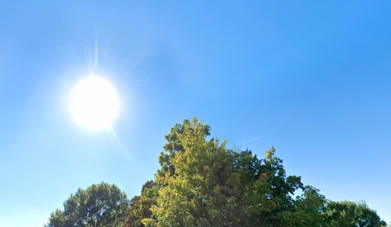 St. Louis Braces for Brisk Winds and Chilly Nights with Warmer Weekend and Rain Ahead
