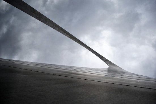 St. Louis Braces for Wet Christmas: NWS Forecasts Showers and Cloudy Skies through Holiday Week