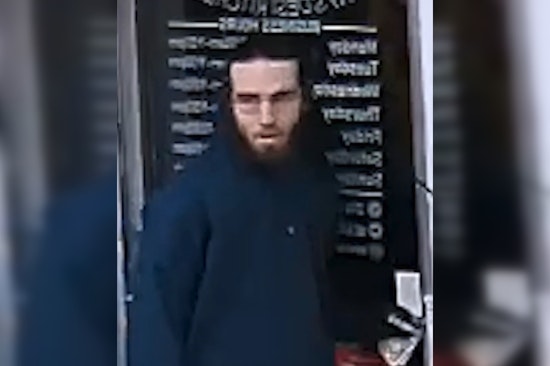 St. Louis County Police Seeking Suspect in Knife-Point Robbery at Mehlville Restaurant