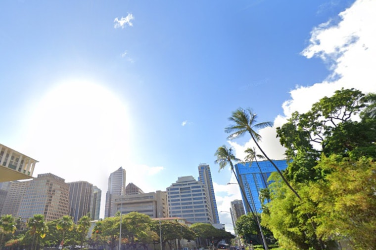 Stable Weather in Honolulu to Give Way to Increased Rainfall as Front Approaches