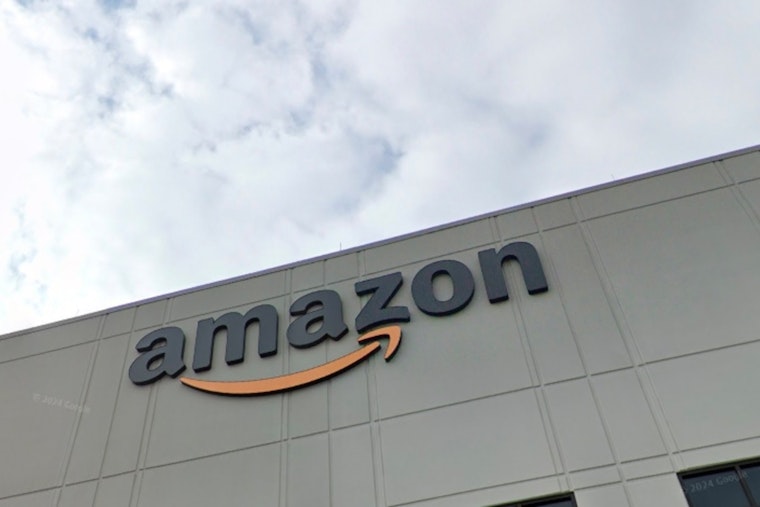 Staten Island Amazon Warehouse Joins National Teamsters Strike for Better Wages and Conditions